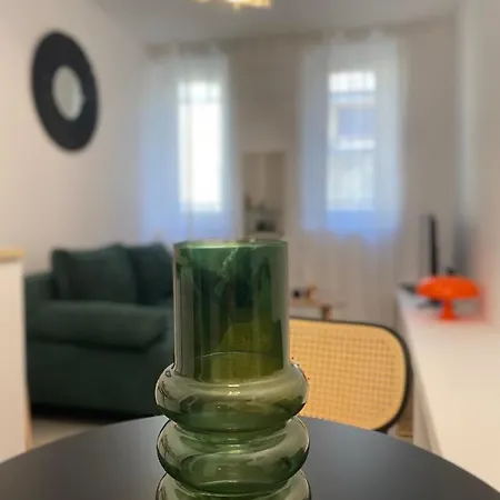 Hyper Centre